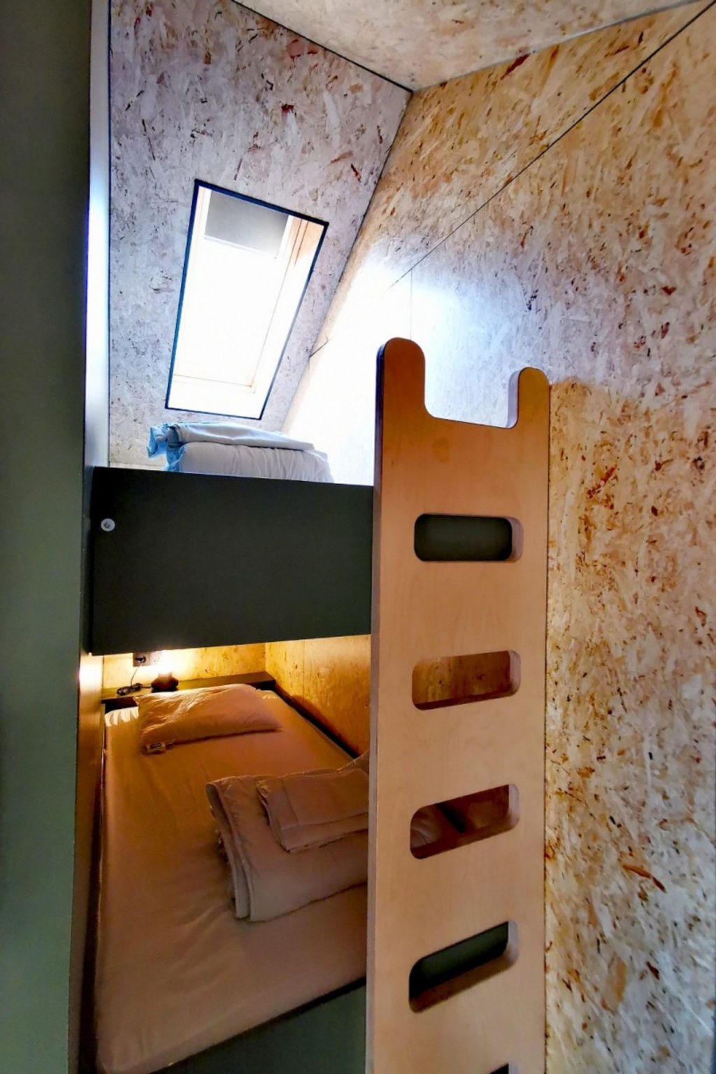 Outdoors Holten - Diamond Suite bad - Buiten