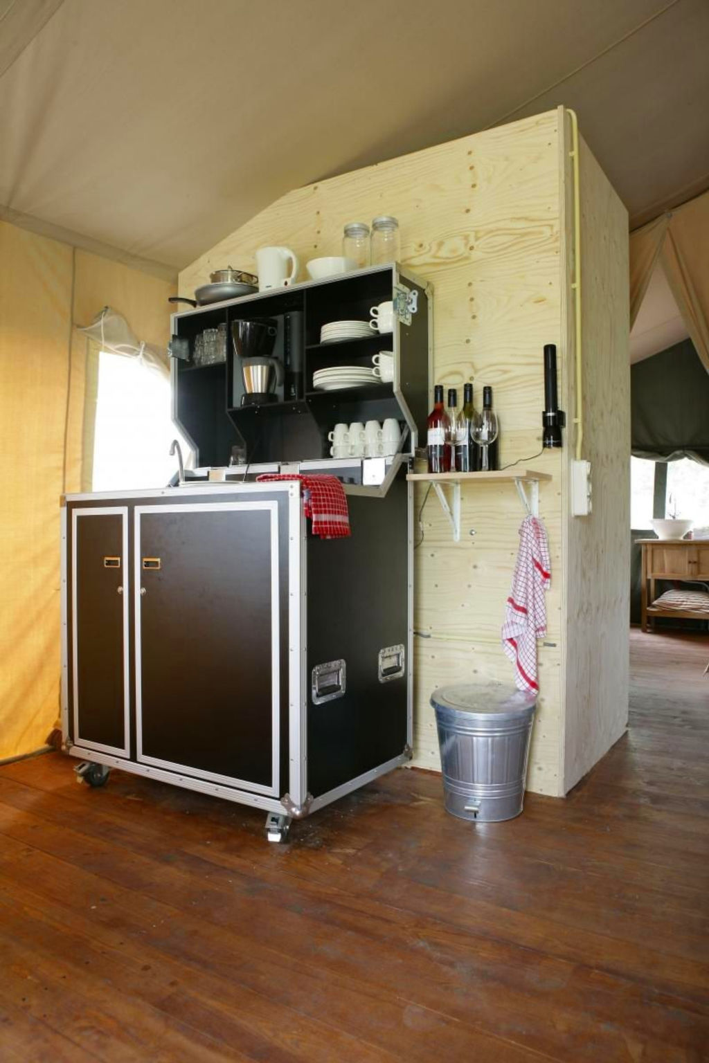 Outdoors Holten - Romantic Safaritent bad - Buiten
