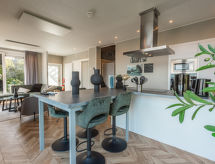 Villa Waterrijk: Knus vakantiehuis aan de Wiedense Meren in Wanneperveen - thumbnail 4
