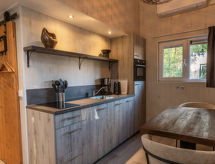 Tiny Borg: Stijlvol tiny house in hartje Drents Ruinen - thumbnail 5