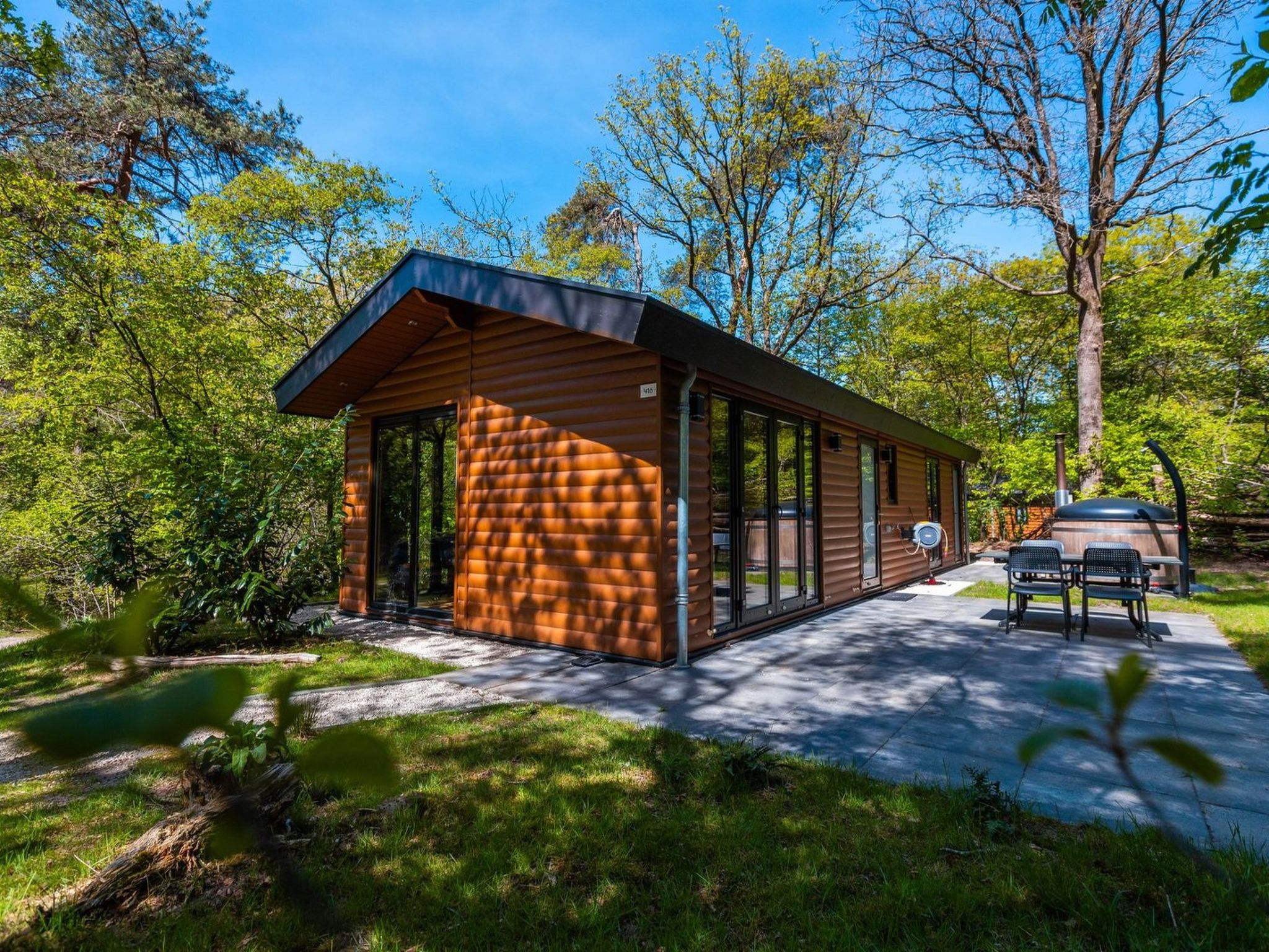 De Wiltzangh - Esborg Wellness Lodge | 2p