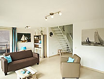 Krekt Oer 't Wetter: moderne vrijstaande villa aan het water in Friesland - thumbnail 3