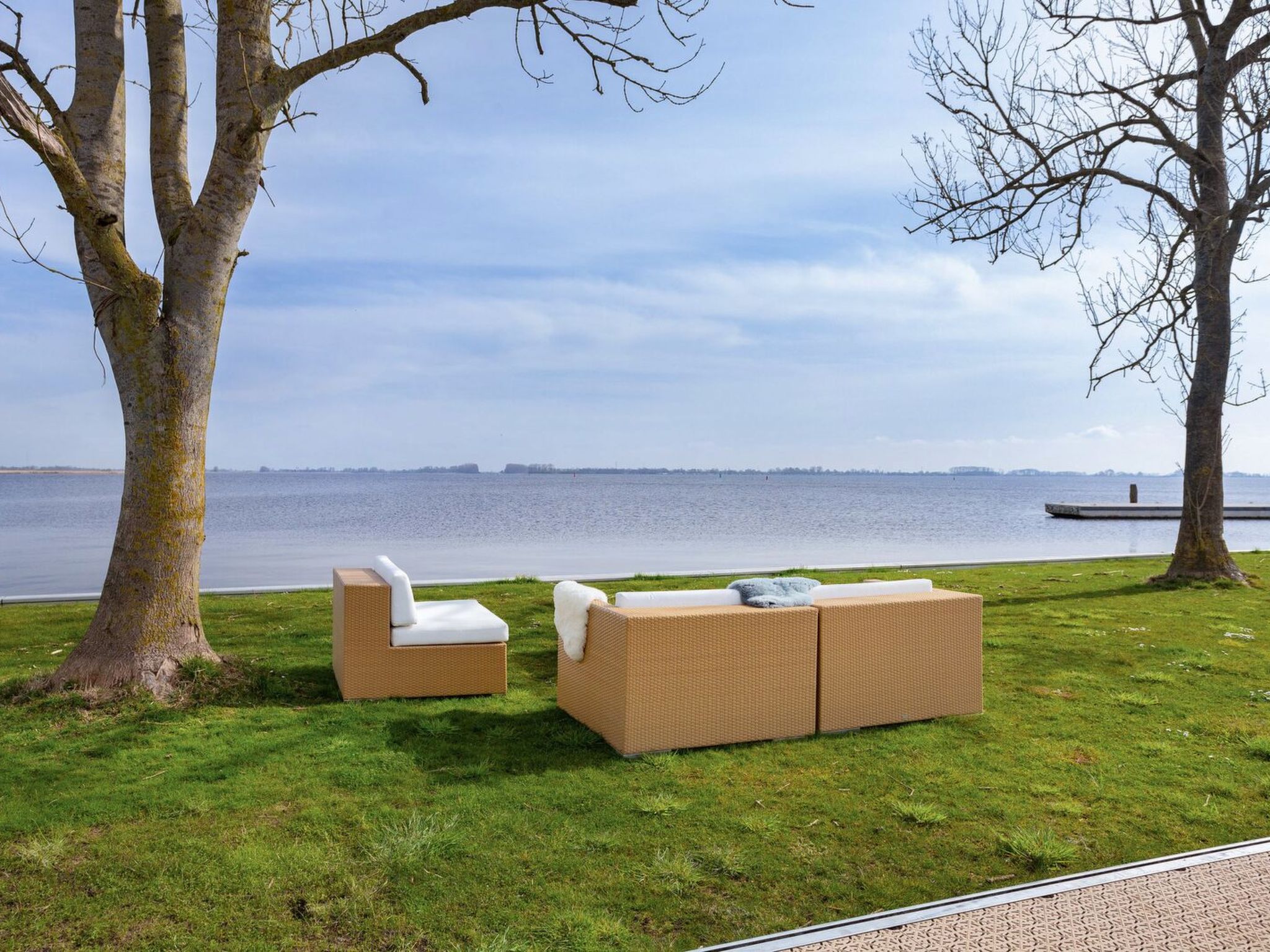 HouseBoat MeerRand - Outside
