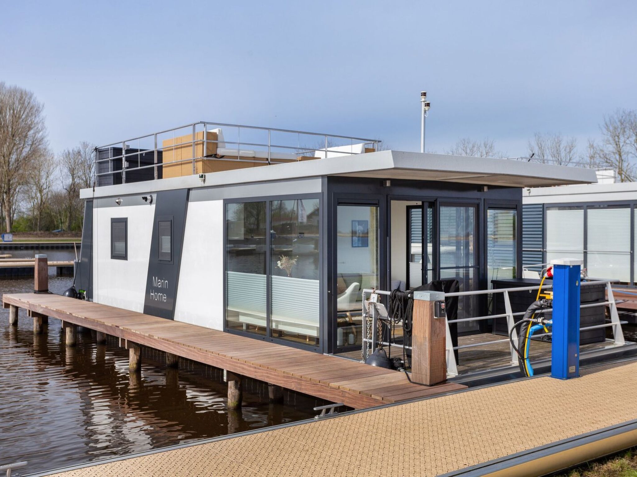 HouseBoat MeerRand - Outside