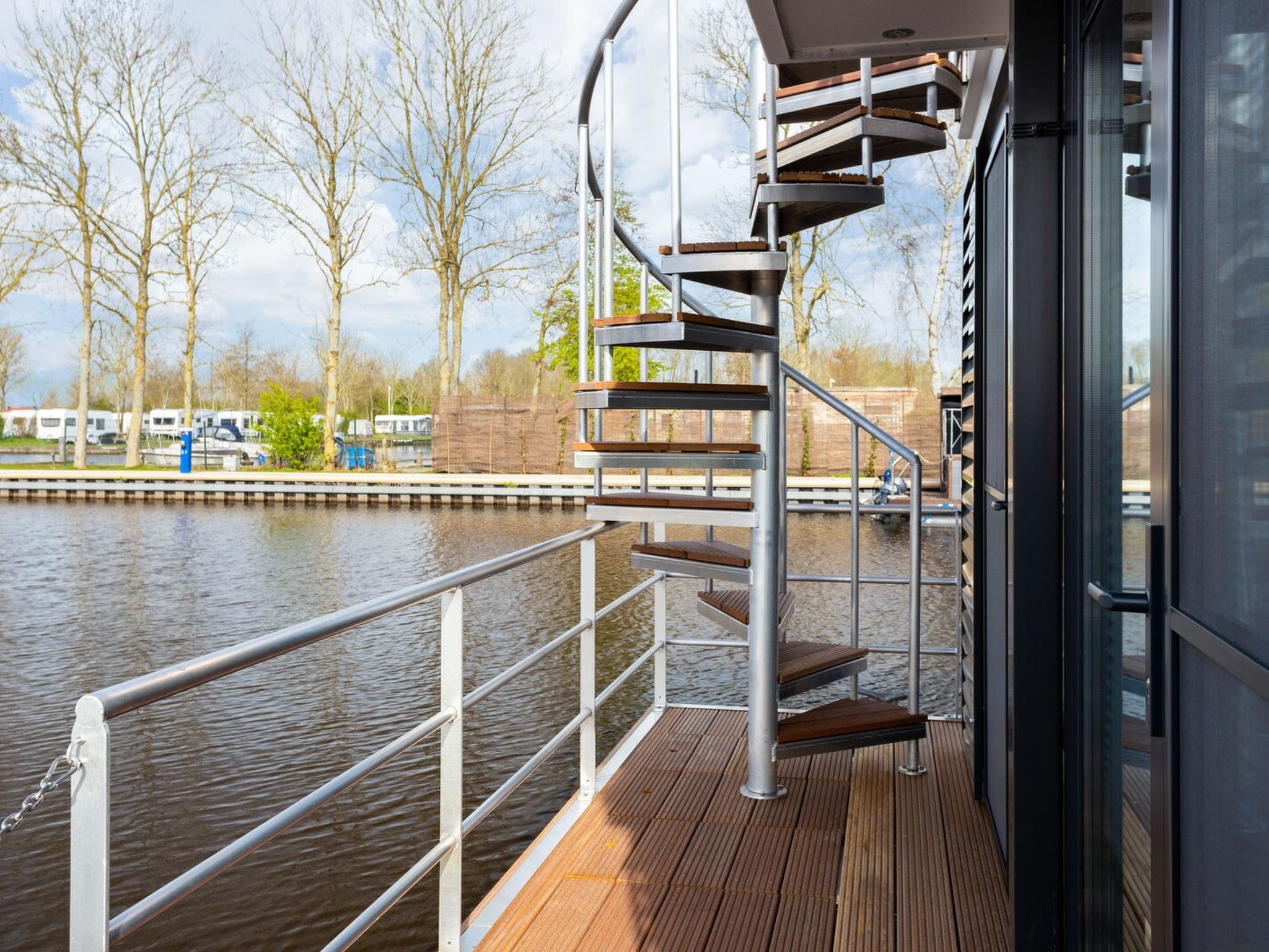 HouseBoat De Valreep - Outside