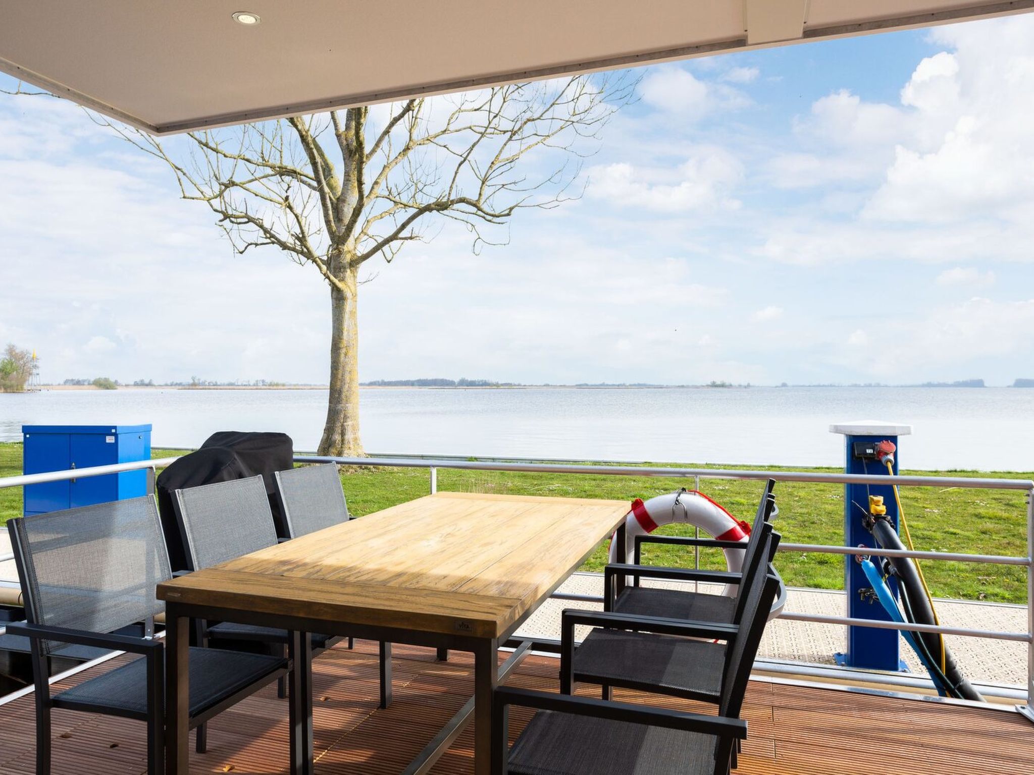 HouseBoat De Valreep - Outside