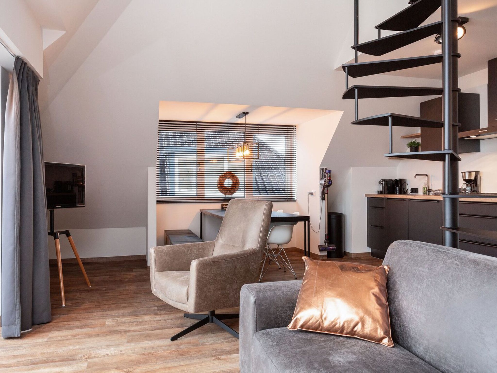 MeerPlezier Upstairs - Dedans