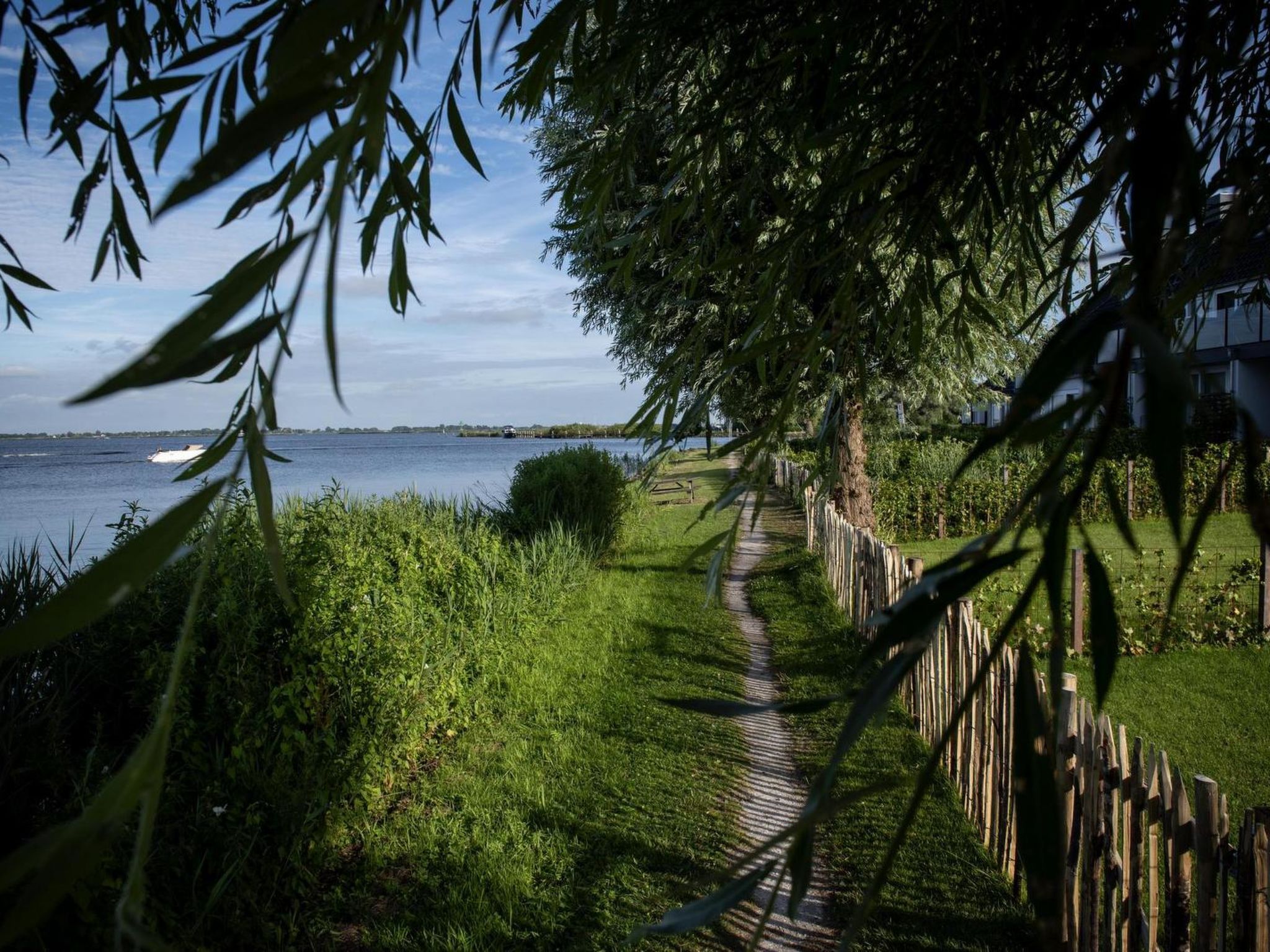 LagoLux Sneekermeer - Buiten