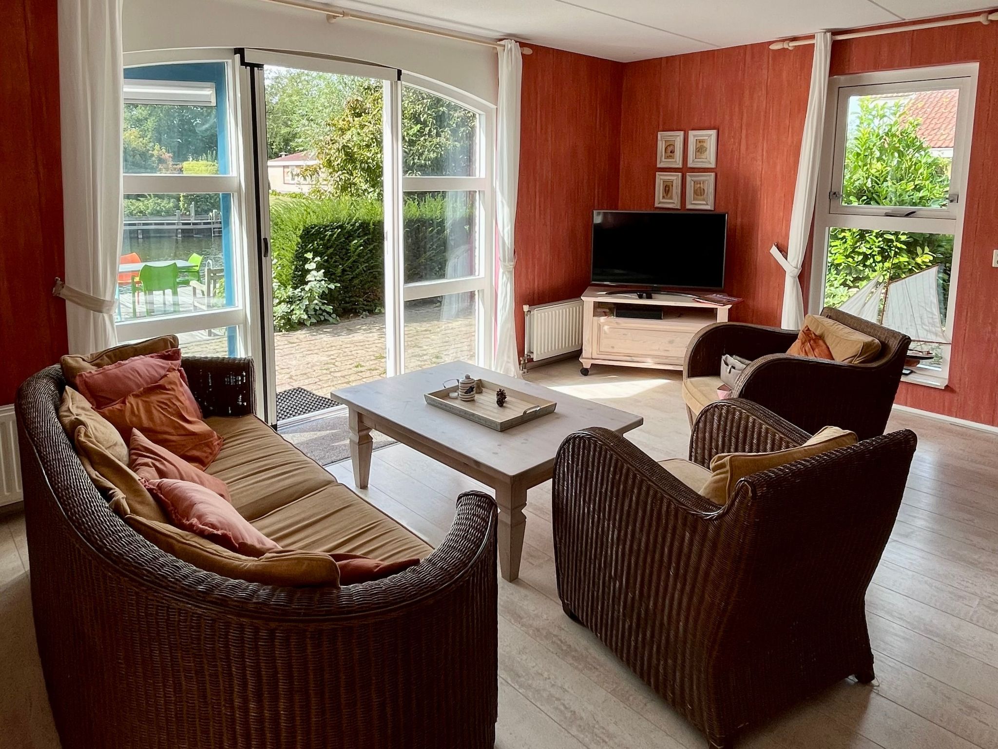 Ferienvilla Sudersee direkt am Wasser-Image-tags.info