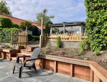 Chalet Ufergrundstück mit eigenem Angelplatz