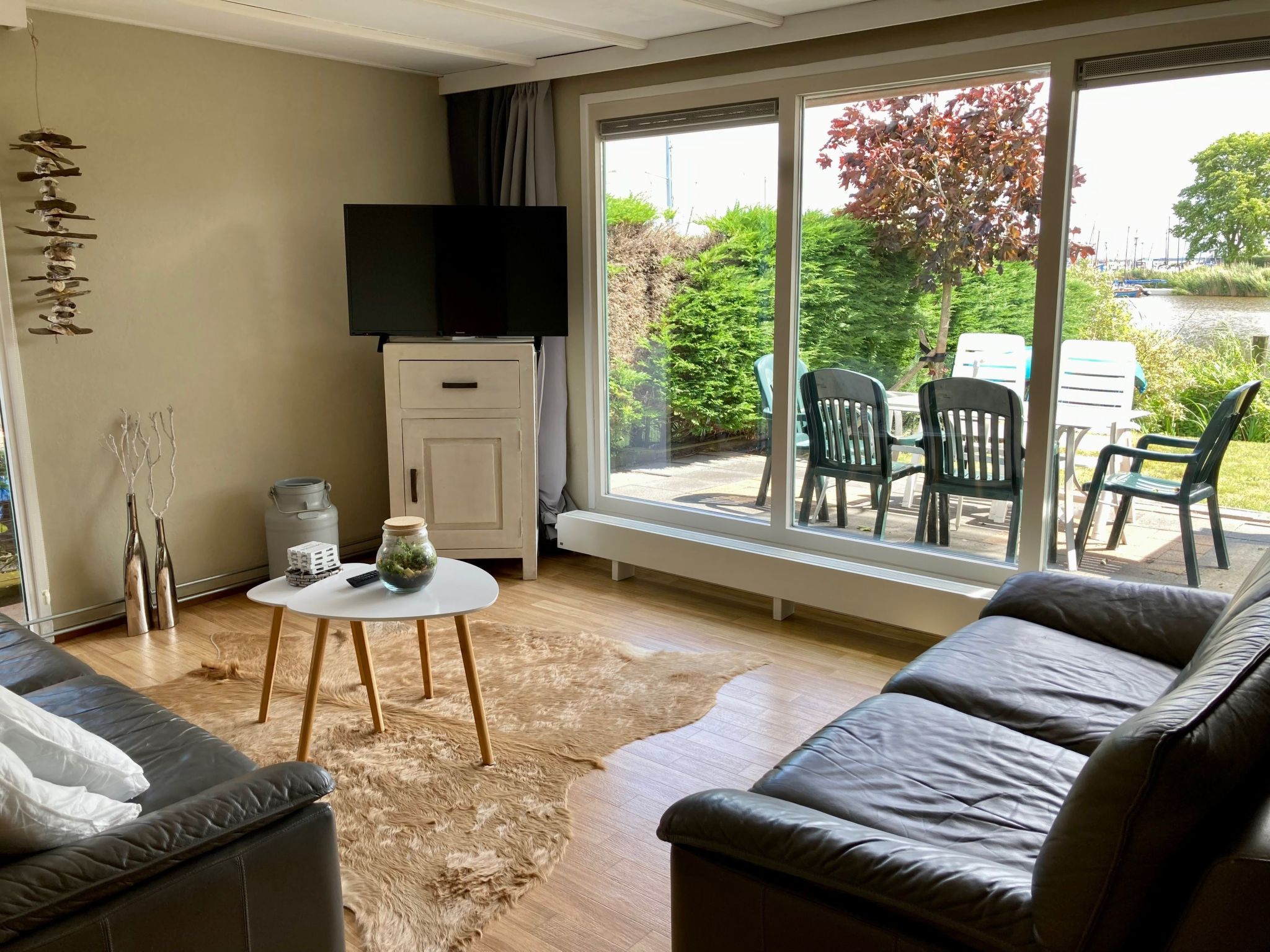 In Anjum mit Kleinem Garten-Binnen