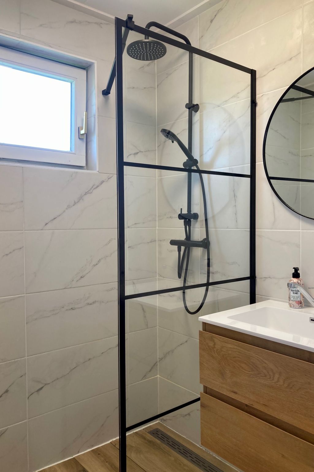 155 Joke am Deich-Binnen