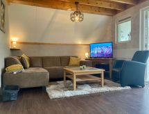 Vrijstaande bungalow met tuin op golfresort bij Lauwersmeer - thumbnail 6