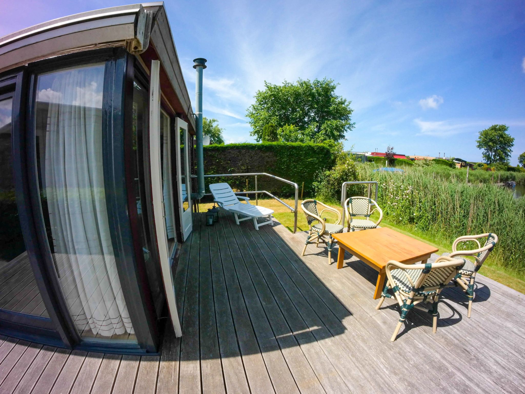 Ferienhaus mit umzäuntem Garten in Anjum (Niederlande) und 1 Hund erlaubt