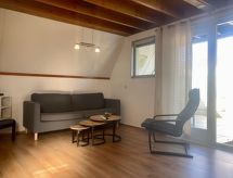 Vrijstaand vakantiehuis aan meer in Friesland, huisdieren welkom - thumbnail 6