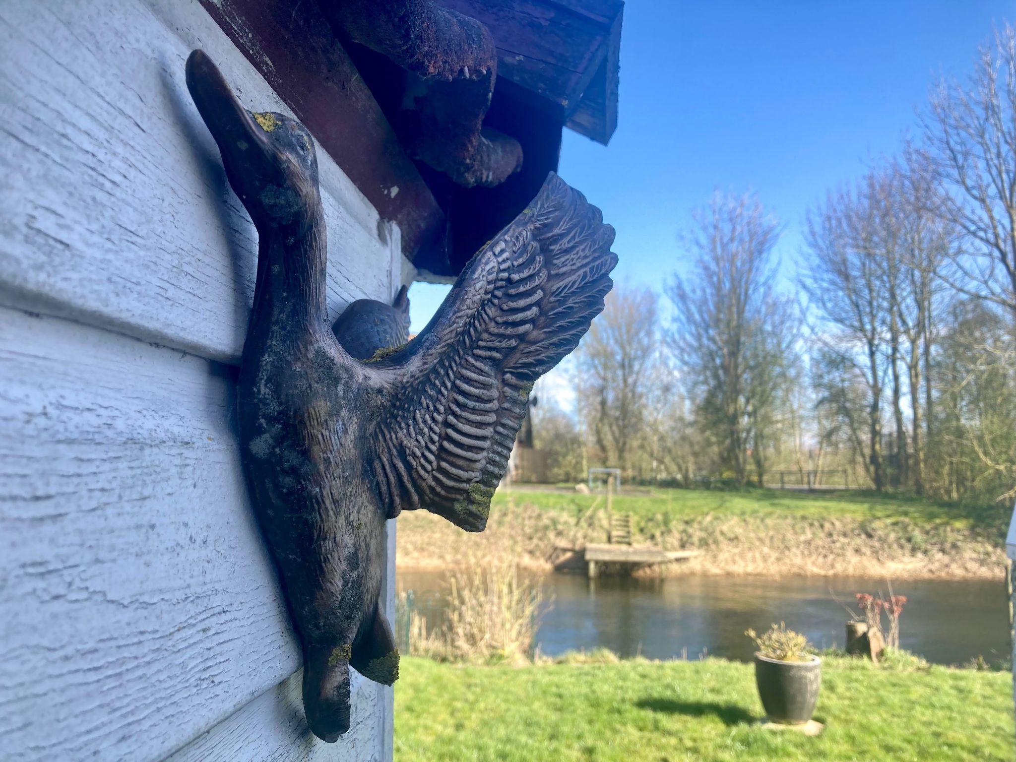 170 Platz an Sonne-Drinnen