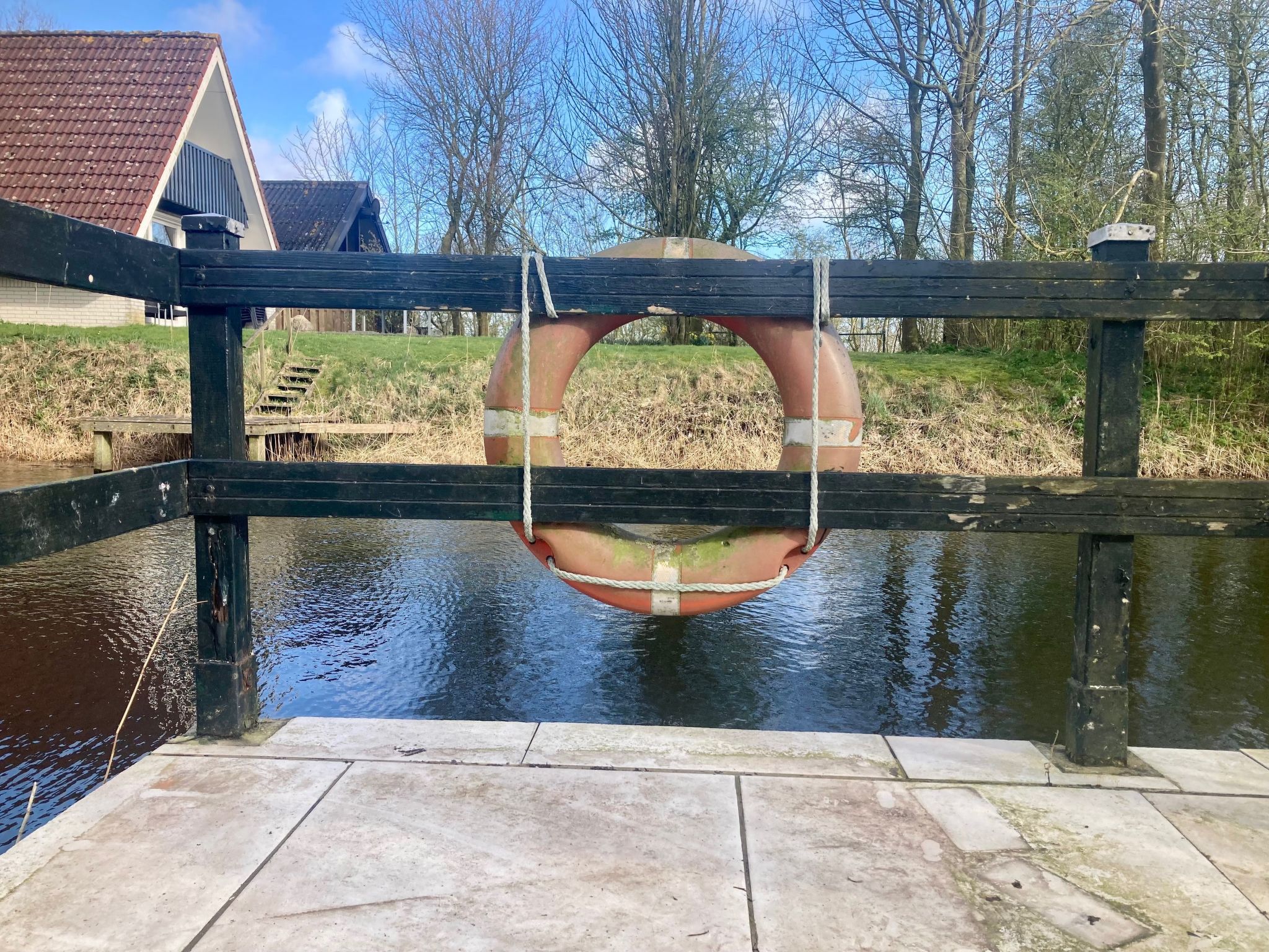 170 Platz an Sonne-Drinnen