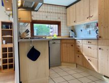 Casa Rosa: Knusse bungalow aan het Lauwersmeer met haard en tuin - thumbnail 6