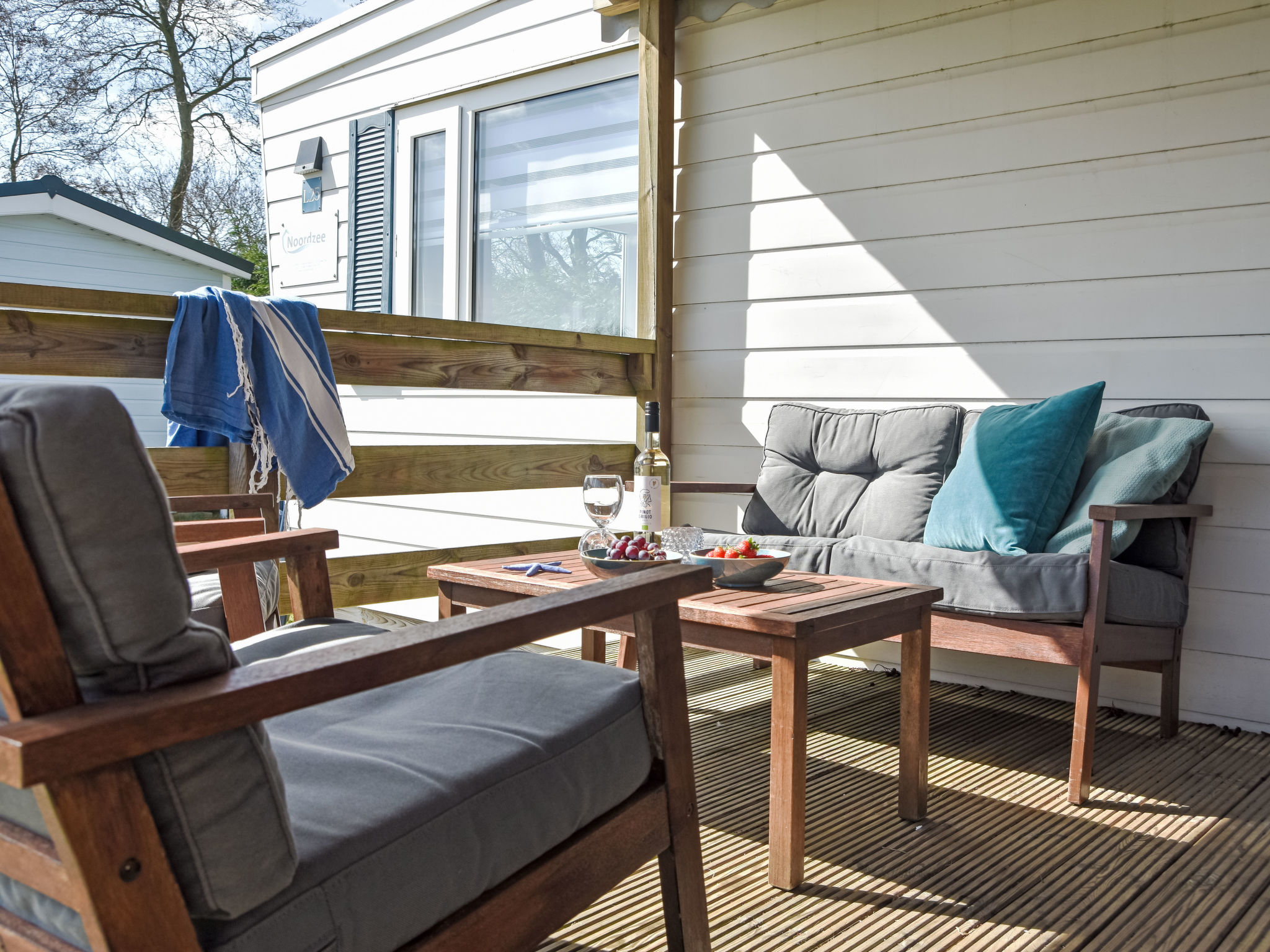 Strandnahes Chalet mit überdachter Veranda