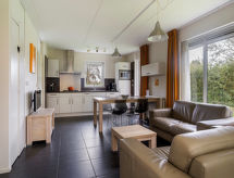 Vrijstaande bungalow aan het meer in Eernewoude, Friesland - thumbnail 3