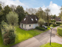 Vrijstaande bungalow aan het meer in Eernewoude, Friesland - thumbnail 1