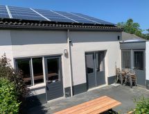 Familievilla Pieterburen: luxe woning bij Waddenzee voor 8 personen - thumbnail 2