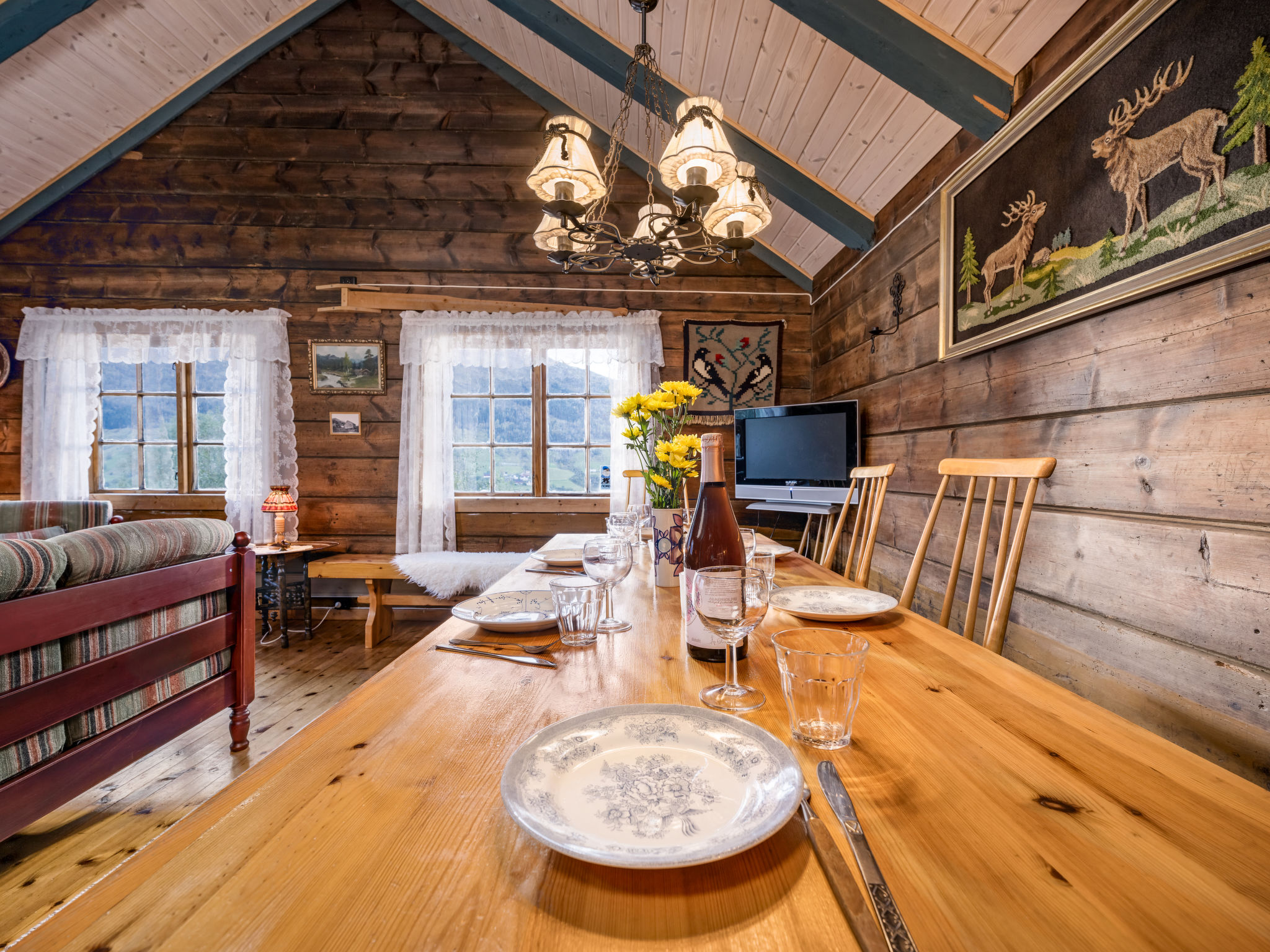 Kitchen / Dining Room