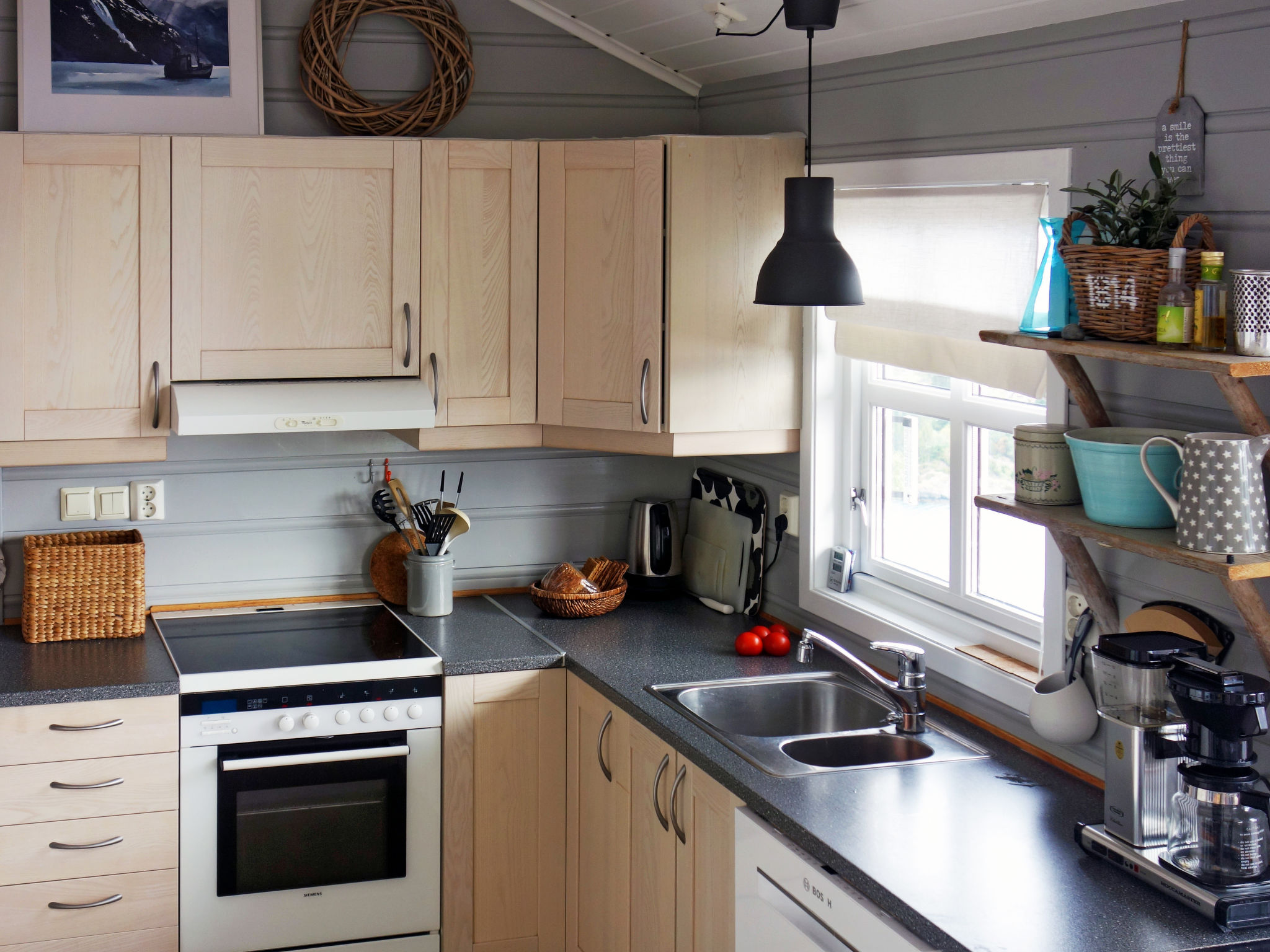 Kitchen / Dining Room