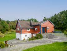 Rødehuset: Vrijstaand vakantiehuis aan de Noorse fjord bij Reksteren - thumbnail 1