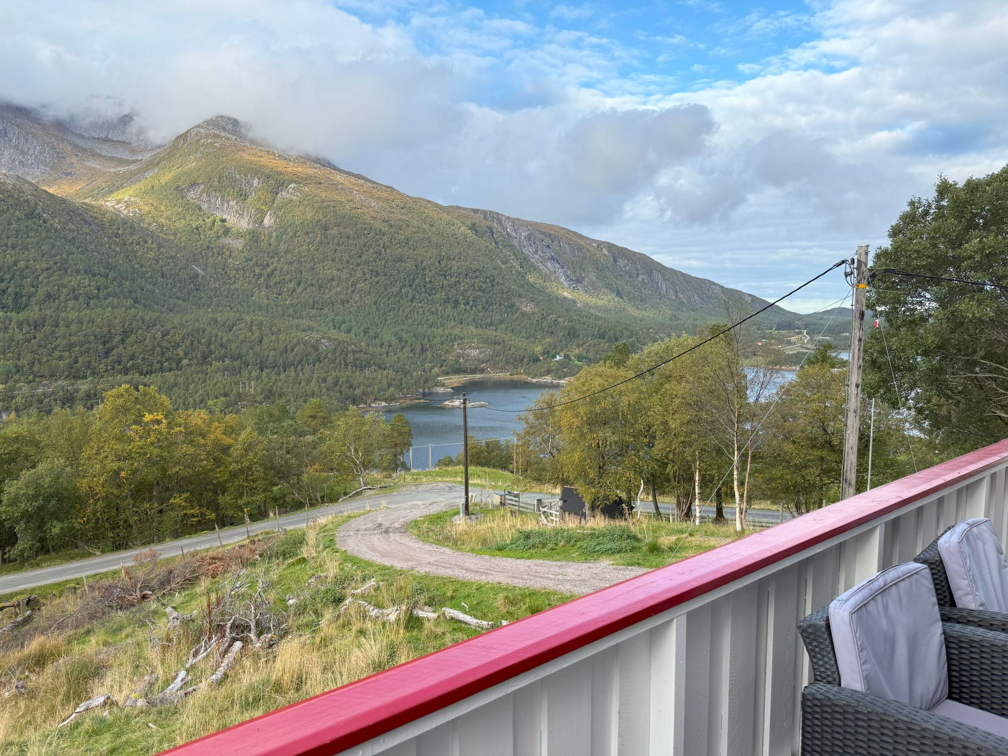 Stabben white House-Binnen