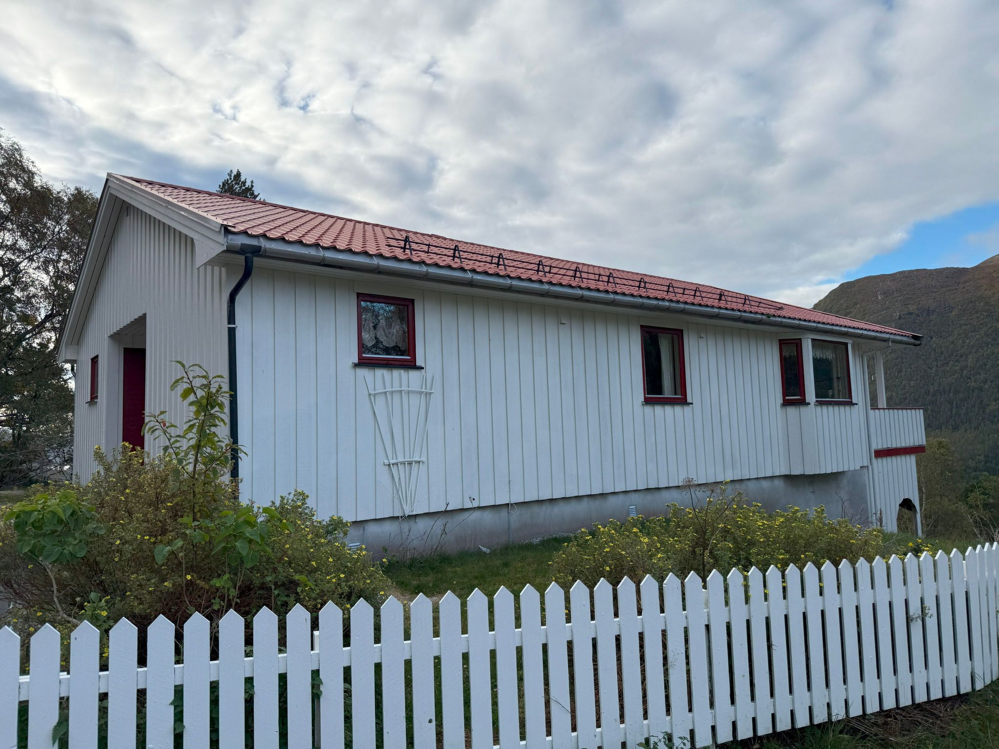 Stabben white House-Binnen