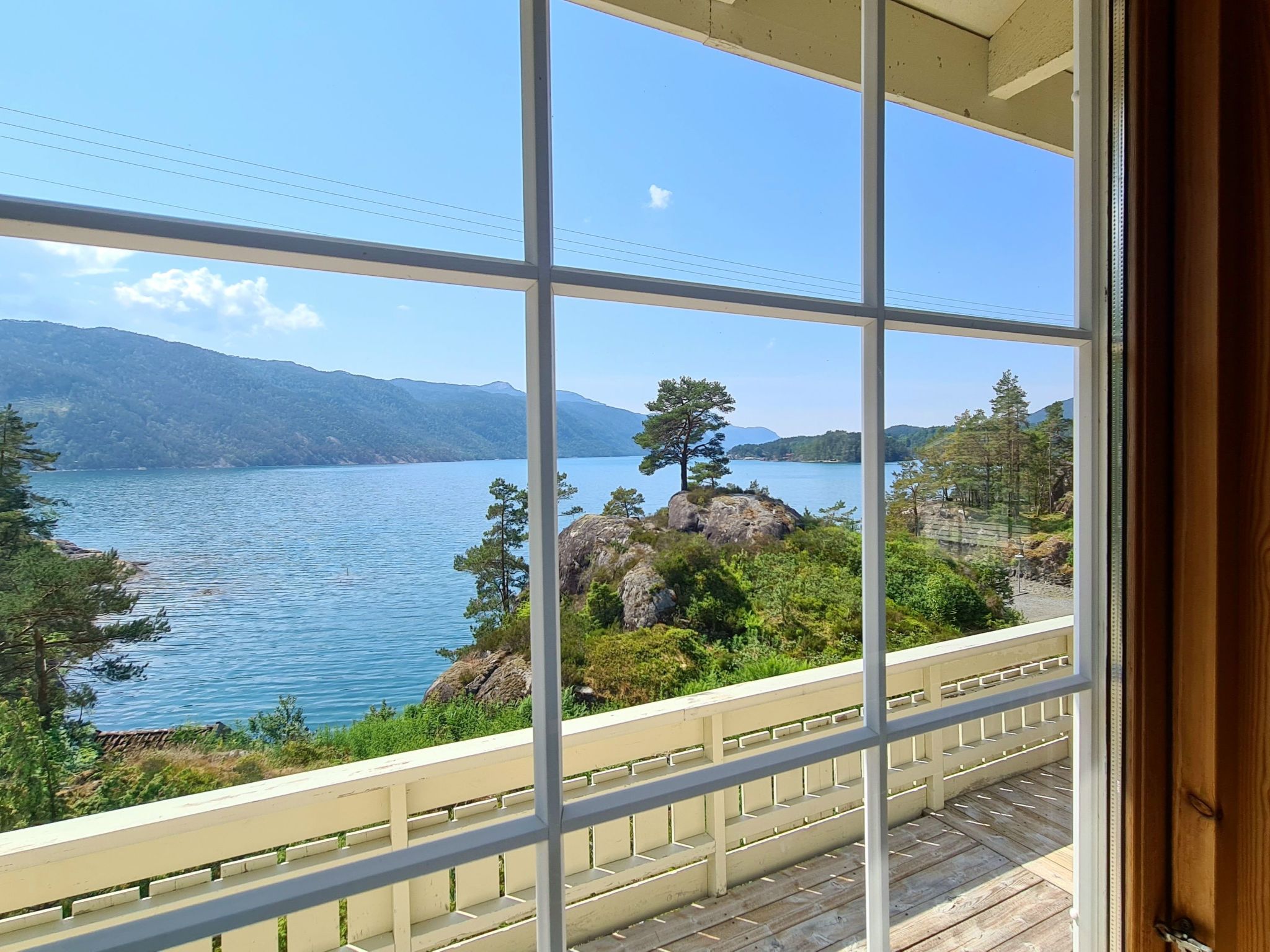 Mit Blick auf das Wasser-Image-tags.info