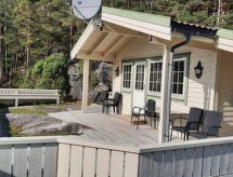 Vrijstaande bungalow aan zee en meer in Hebnes met panoramisch waterzicht - thumbnail 5