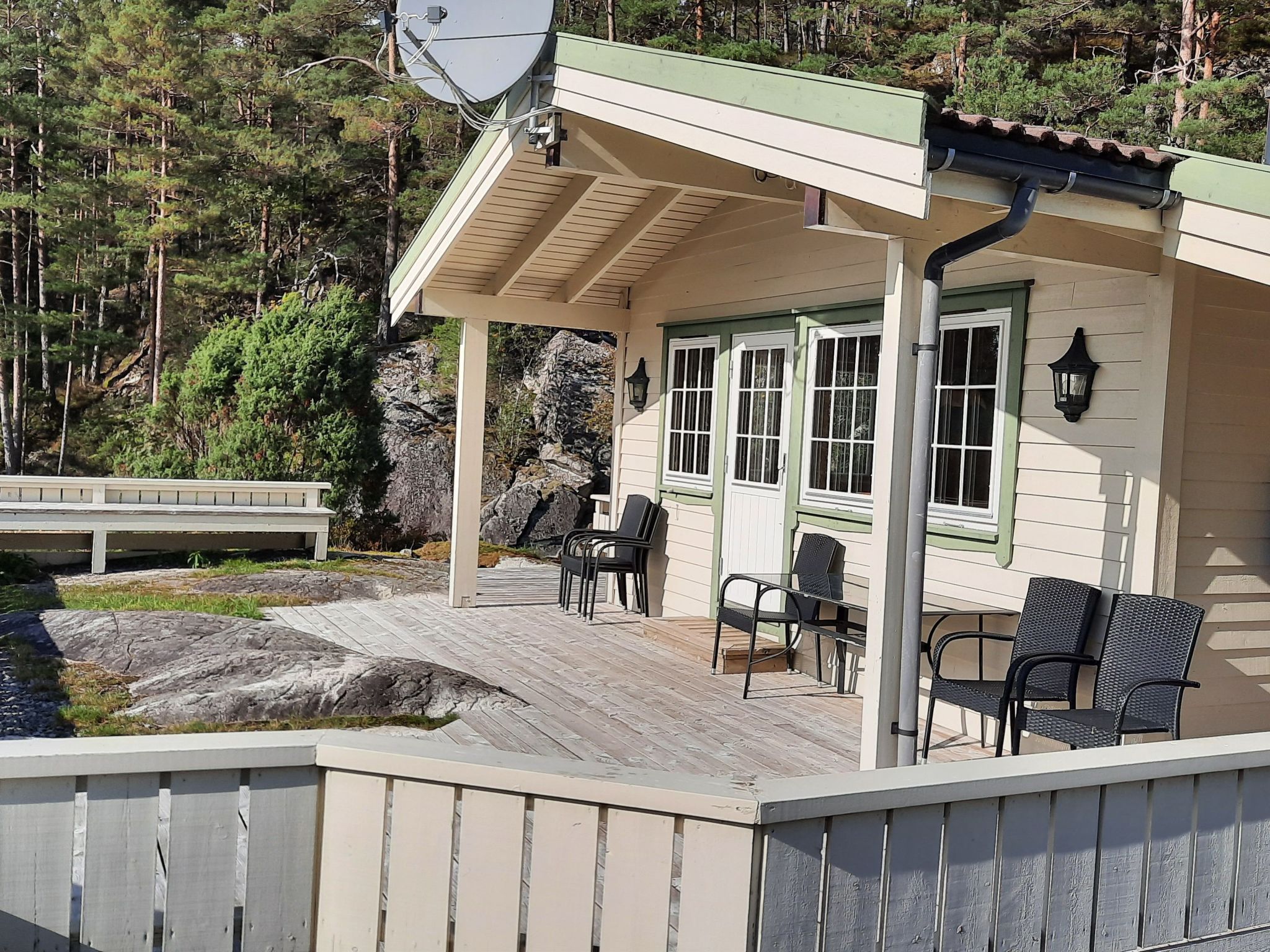 Häuschen mit Blick auf das Wasser-Binnen