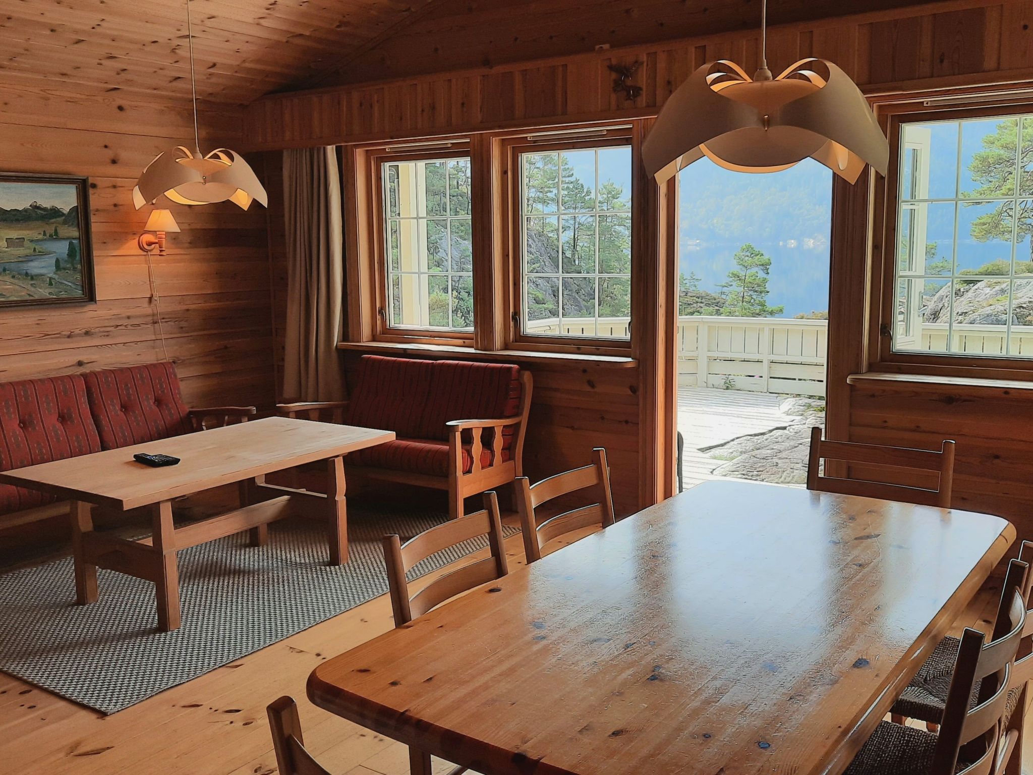 Häuschen mit Blick auf das Wasser-Binnen