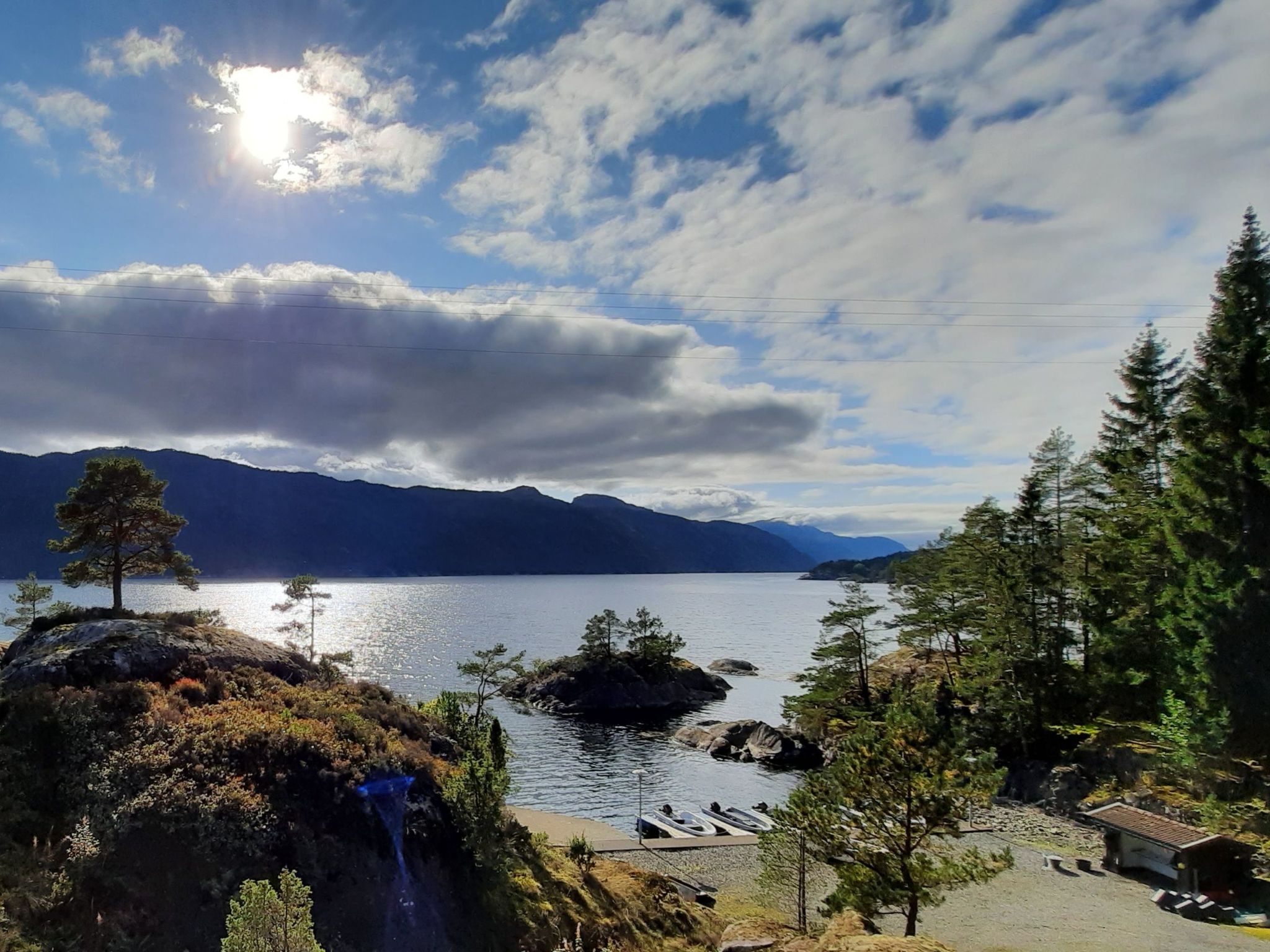 Häuschen mit Blick auf das Wasser-Binnen