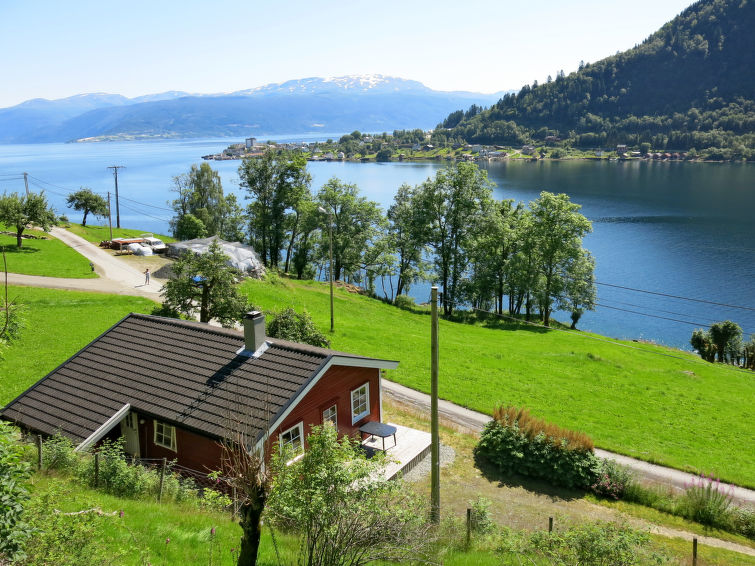 Bergzicht en rust in vakantiehuis Pærehagen in Balestrand in Balestrand