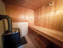 Rustiek eilandhuis aan zee op het afgelegen Svanøya - thumbnail 5