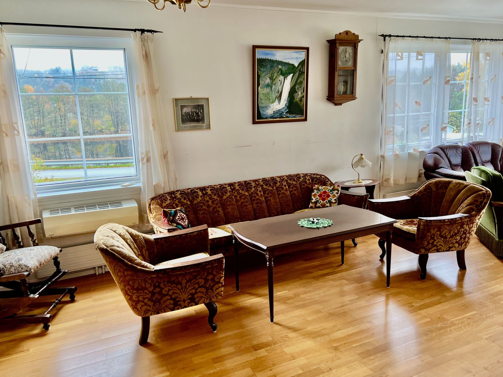 Mit Blick auf das Wasser-Binnen