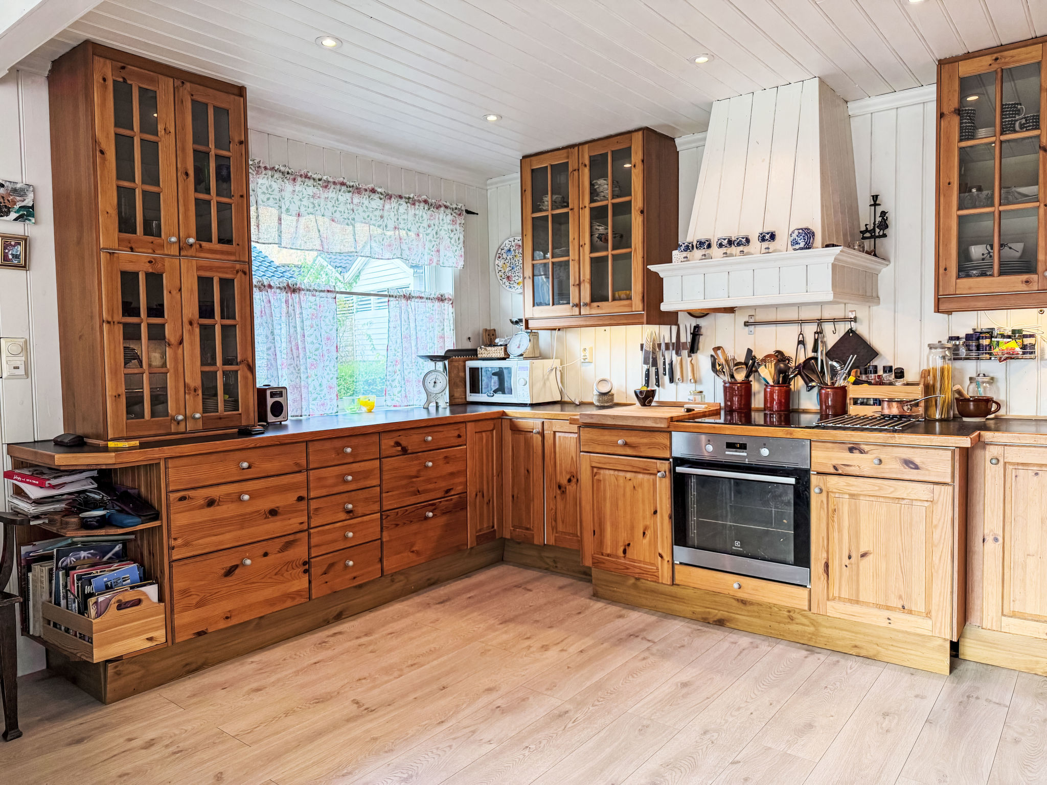 Høyanger Panorama-Drinnen