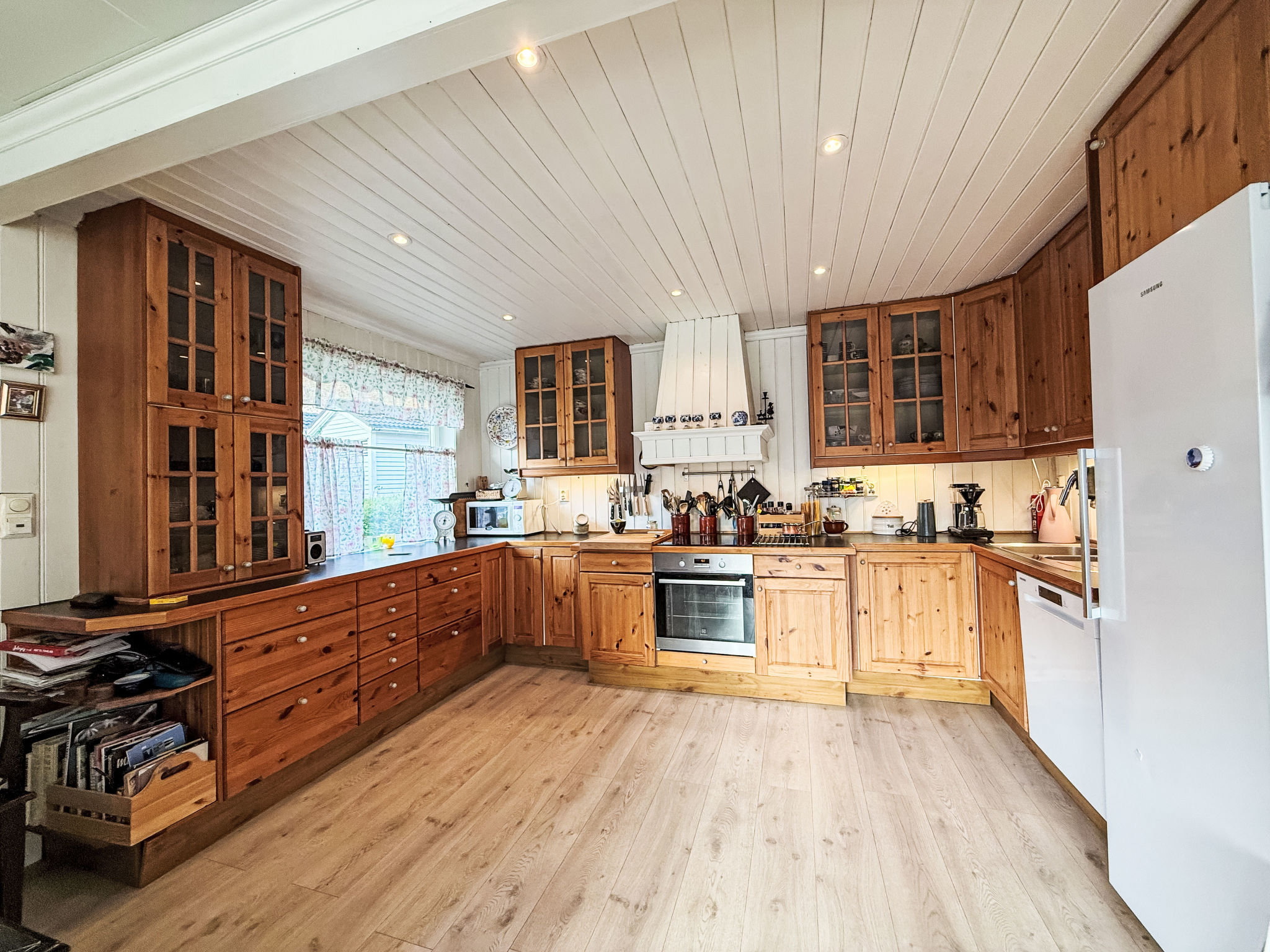 Høyanger Panorama-Drinnen