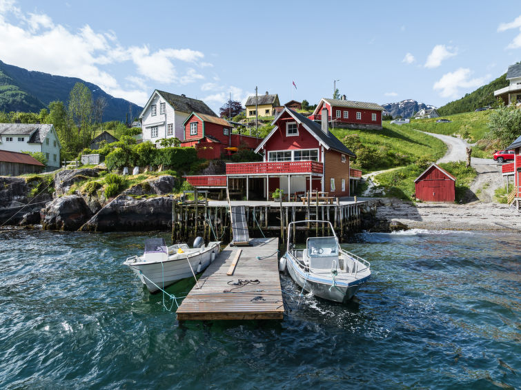 Sauna en rust in vakantiehuis Balder aan de Arnafjord in Arnafjord