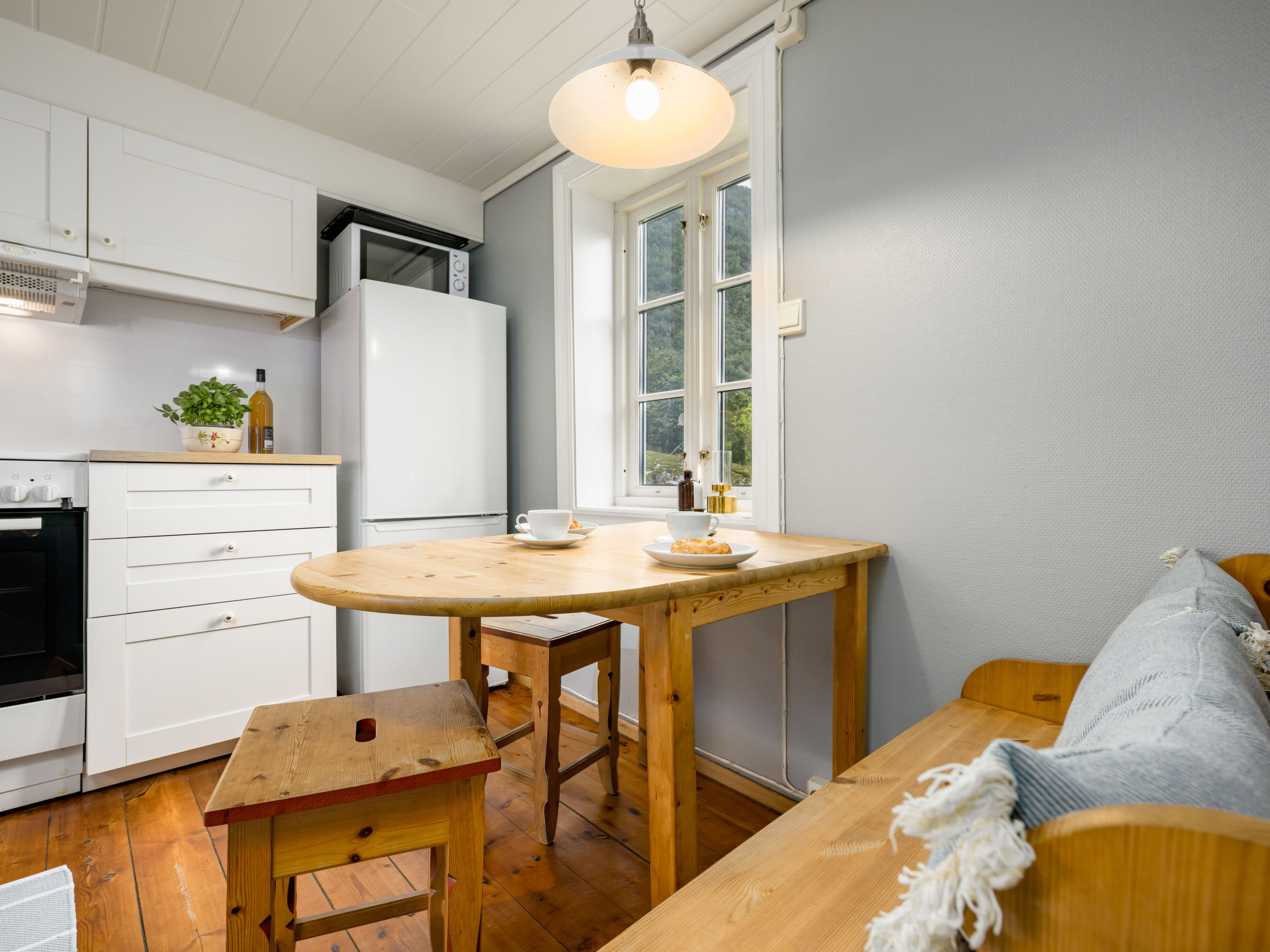 Kitchen / Dining Room
