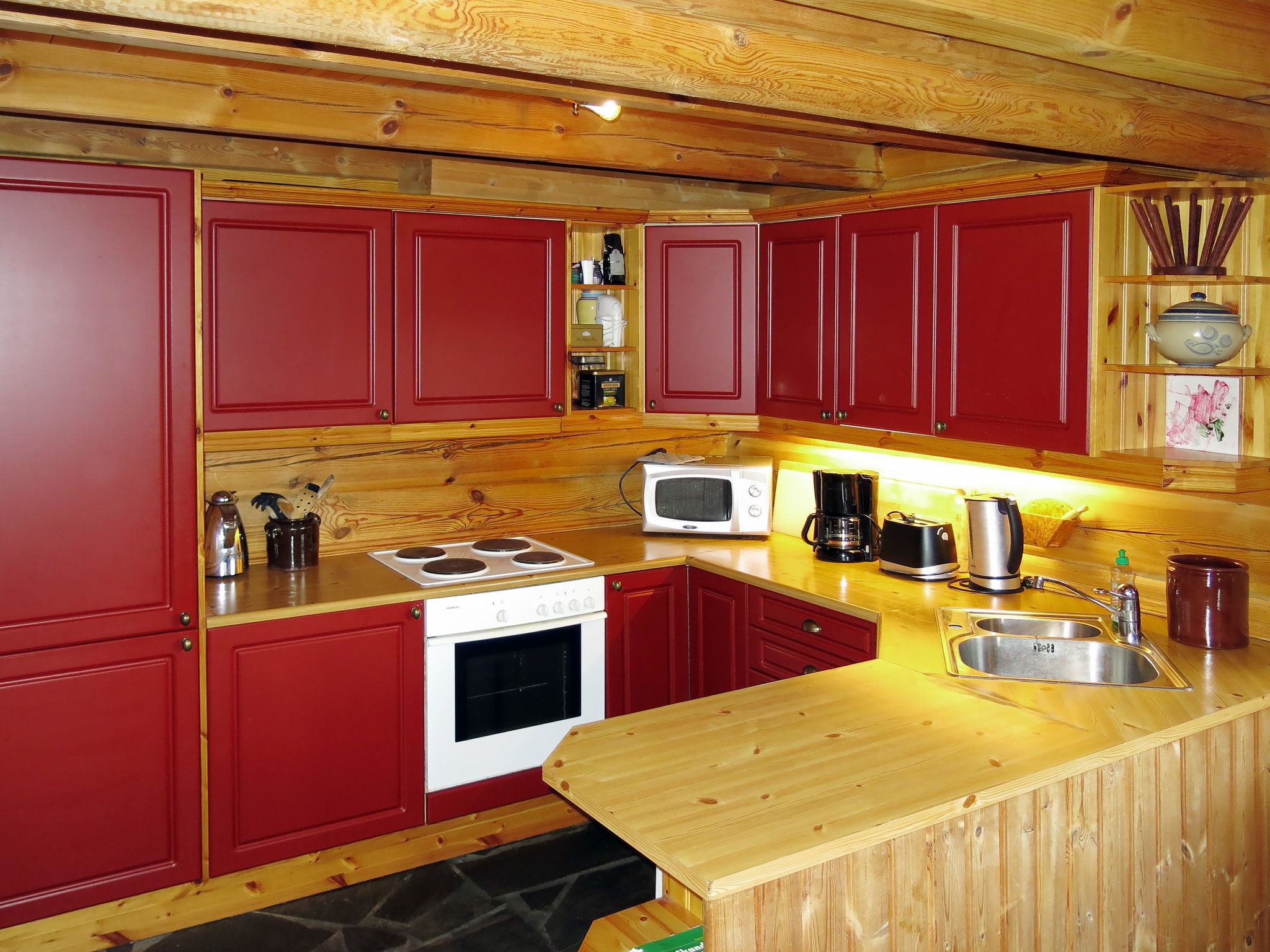 Kitchen / Dining Room