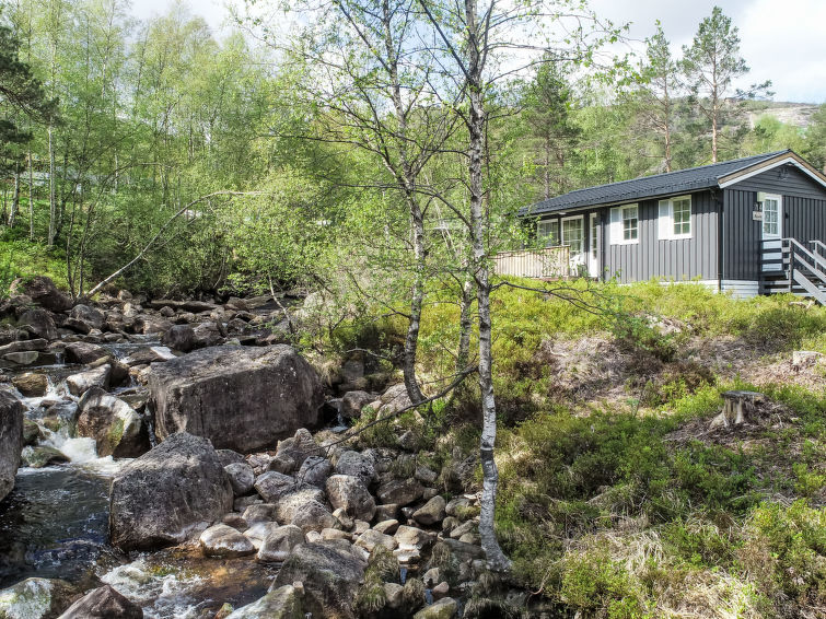 Vrijstaand houten vakantiehuis Thorabu in Eikerapen in Eikerapen