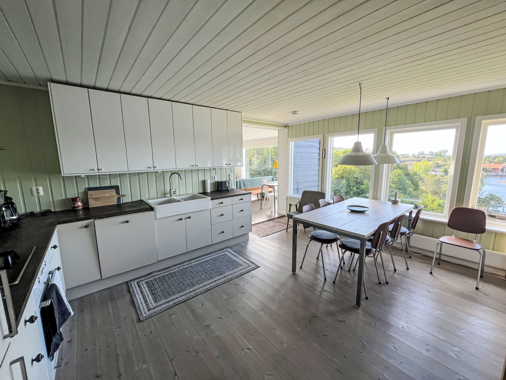 Lauvlid Cottage-Binnen