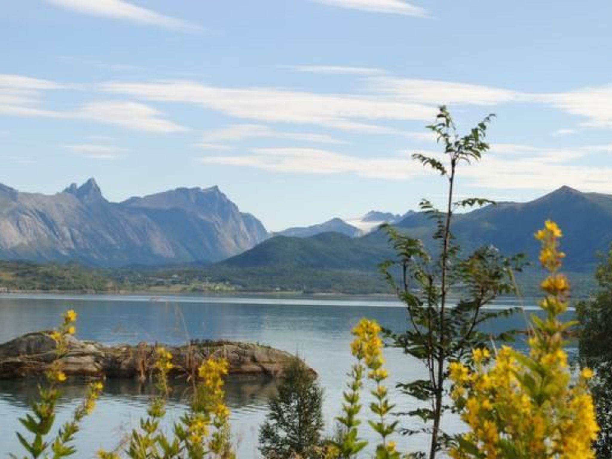 Meløy Naturopplevelser Tømmervik-Buiten