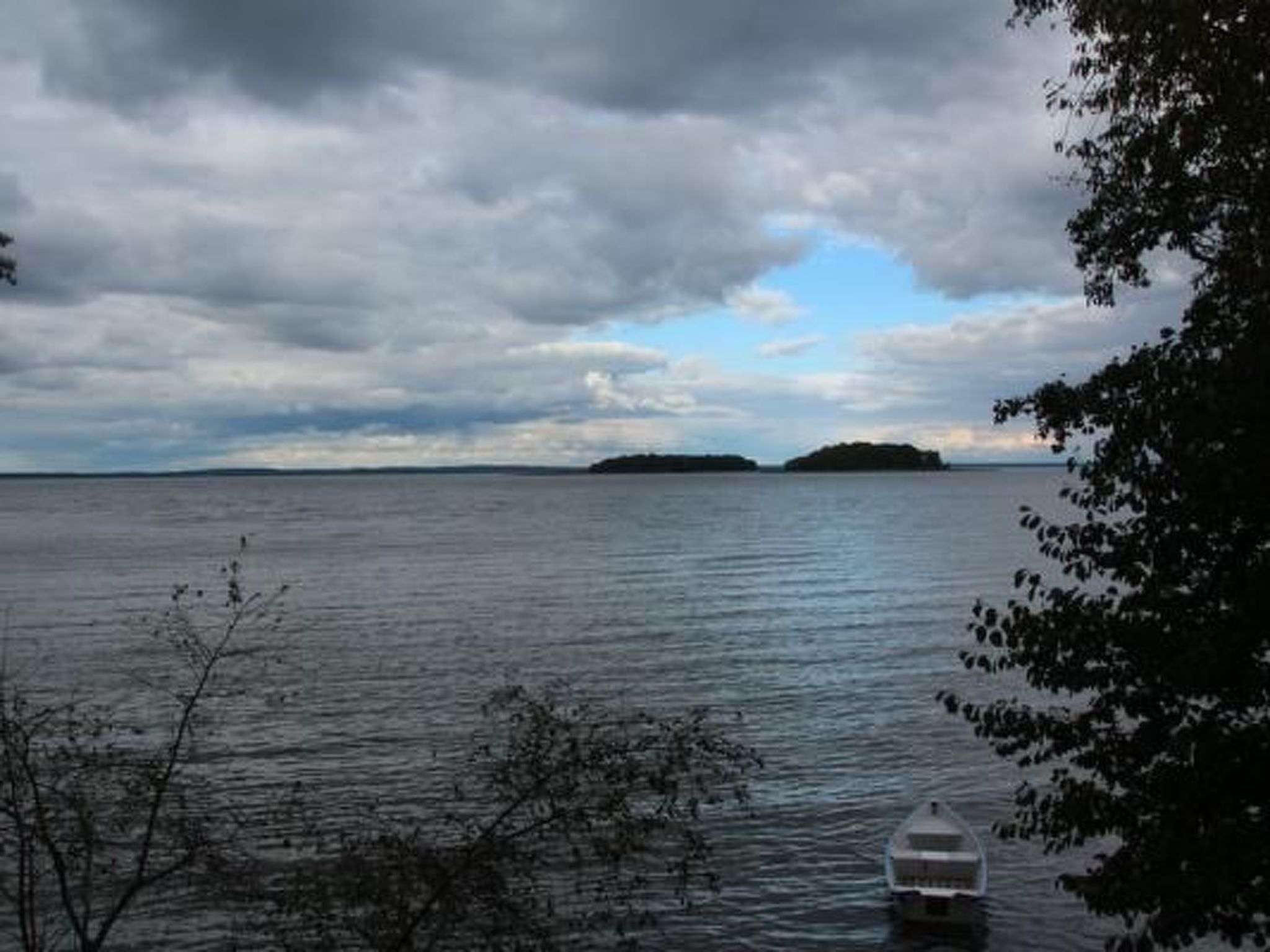 Ferienvilla mit Blick auf das Wasser-Binnen