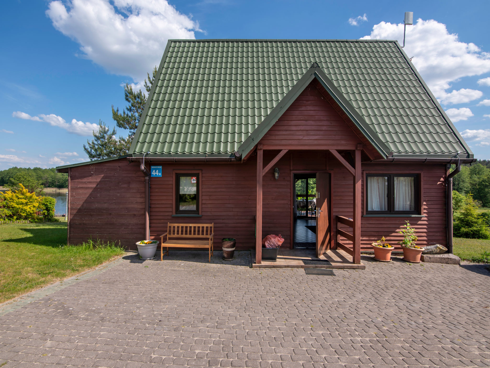 Ferienhaus mit umzäuntem Garten in Stare Juchy (Polen) und 1 Hund erlaubt