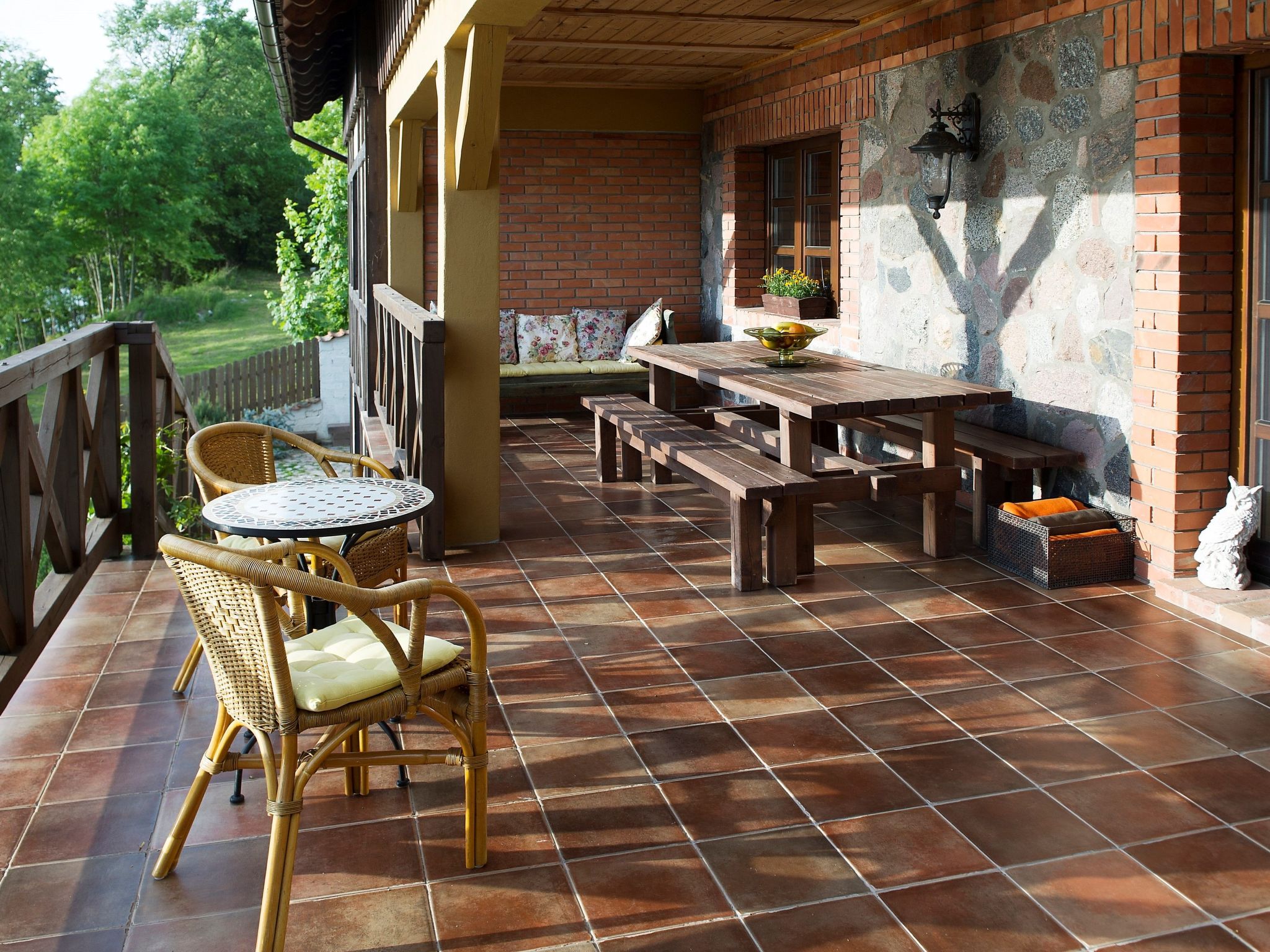 Zimmer mit Seeblick und Terrasse - Image 4